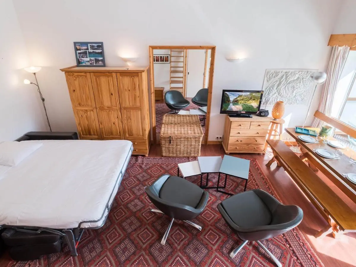 Appartement Cosy Avec Mezzanine, Terrasse Ensoleillee, Acces Direct Pistes, Coeur Courchevel Moriond - Fr-1-563-31 0*,  France